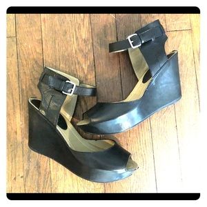 COPY - Kenneth Cole Reaction ankle wedges